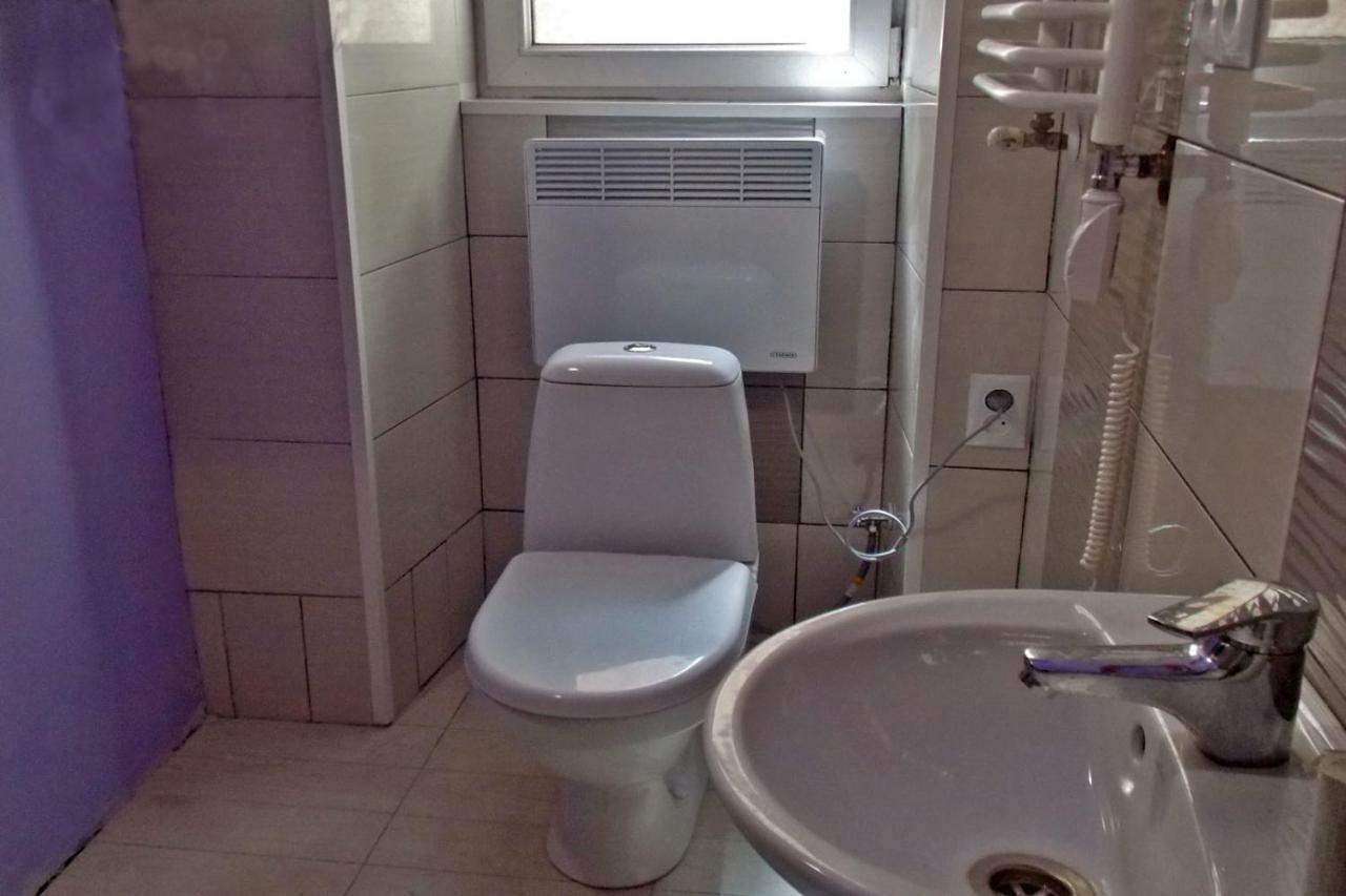 Apartment At Teodora Sqr Lviv Luaran gambar